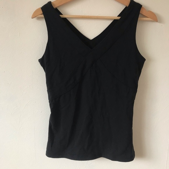 Lululemon workout tank - Picture 2 of 3